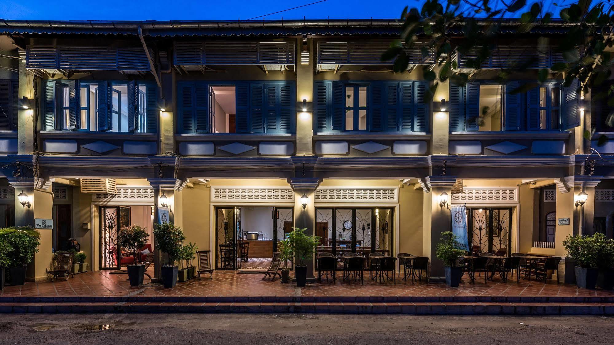 The Columns Hotel Kampot Exterior photo